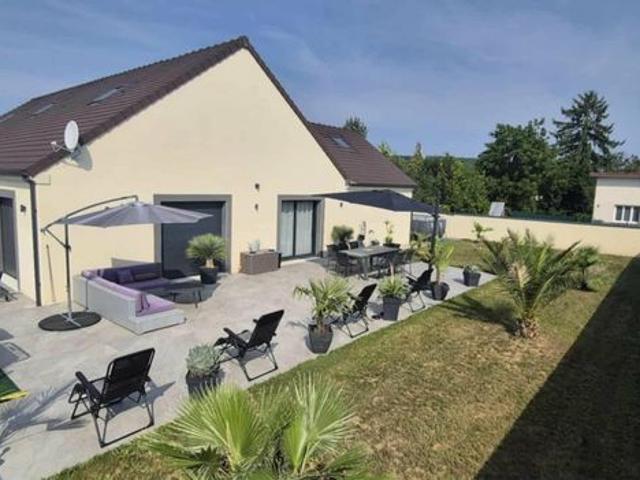 Propriété 8 pièces 238 m²