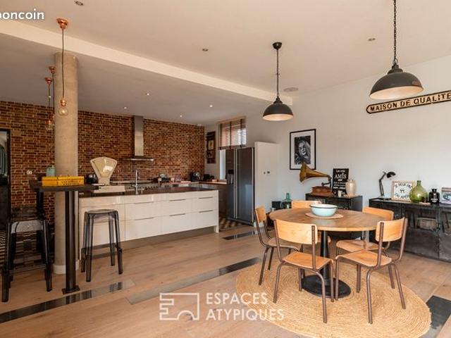 Propriété 8 pièces 239 m²