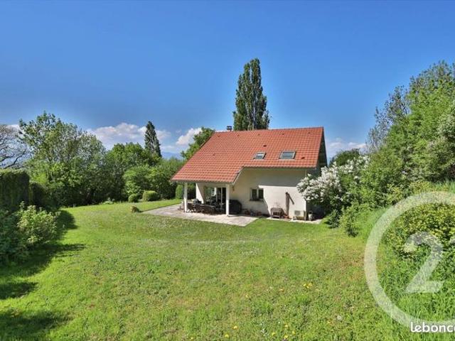 Propriété 8 pièces 239 m²