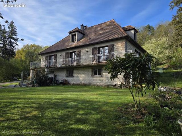 Propriété 8 pièces 230 m²