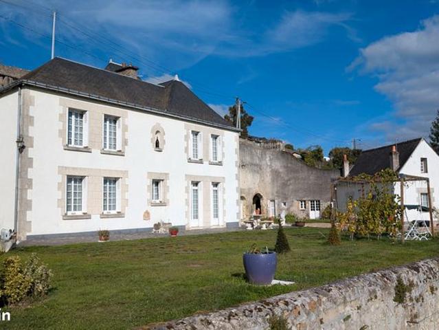 Propriété 8 pièces 230 m²