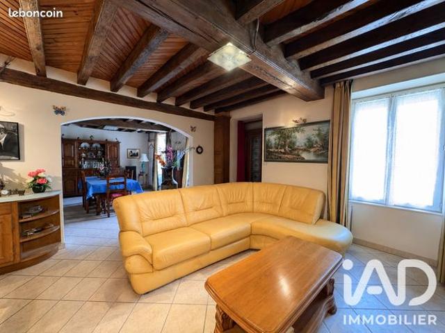 Propriété 8 pièces 230 m²
