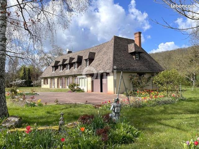 Propriété 8 pièces 230 m²
