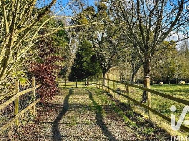 Propriété 8 pièces 230 m²