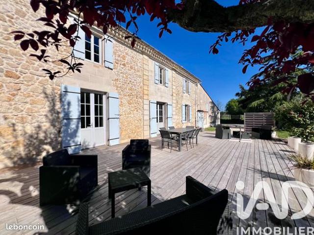 Propriété 8 pièces 230 m²