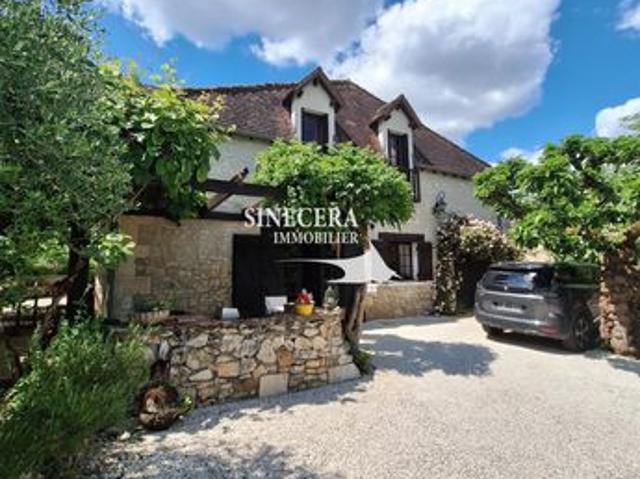 Propriété 8 pièces 230 m²