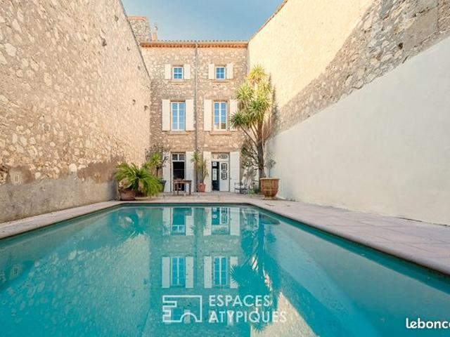 Propriété 8 pièces 230 m²