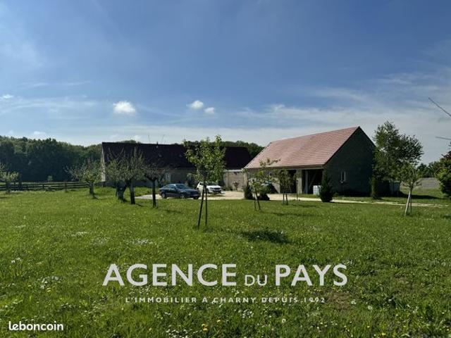 Propriété 8 pièces 230 m²