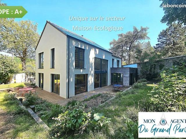 Propriété 8 pièces 230 m²