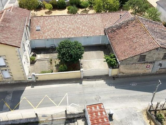 Propriété 8 pièces 230 m²