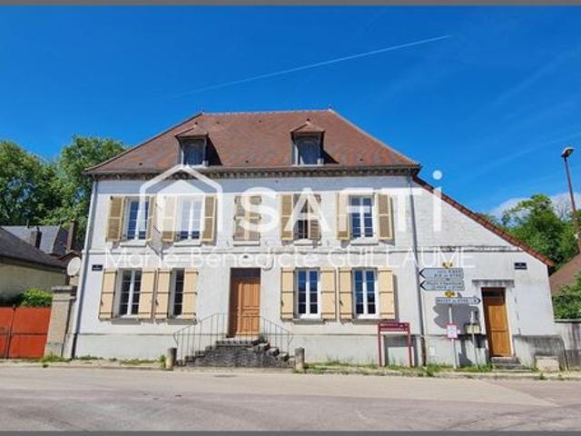 Propriété 8 pièces 232 m²