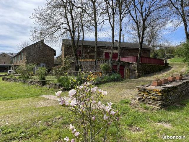 Propriété 8 pièces 233 m²
