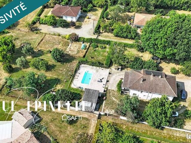 Propriété 8 pièces 244 m²