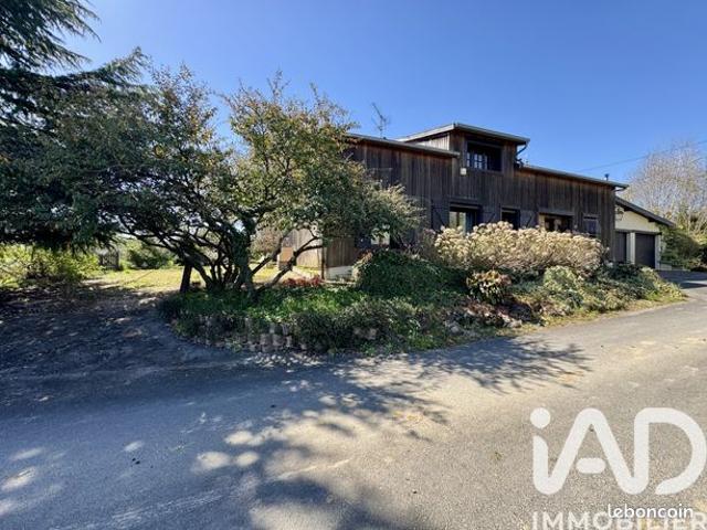 Propriété 8 pièces 244 m²