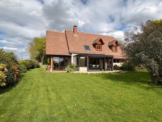 Propriété 8 pièces 244 m²