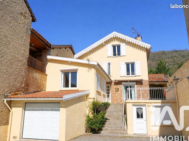 Propriété 8 pièces 245 m²