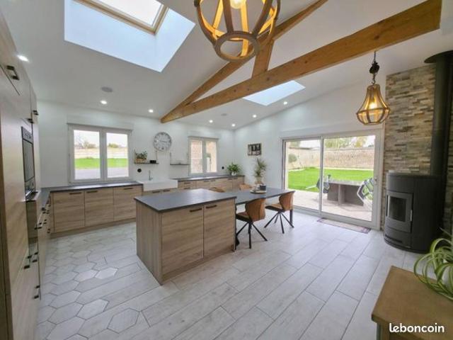 Propriété 8 pièces 245 m²