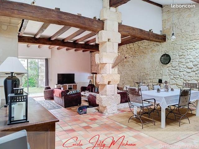 Propriété 8 pièces 245 m²