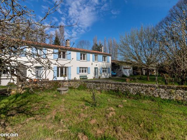 Propriété 8 pièces 245 m²
