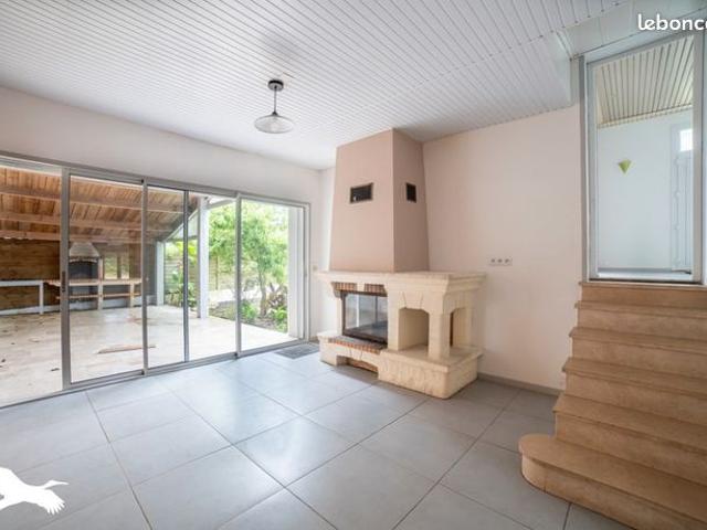 Propriété 8 pièces 245 m²