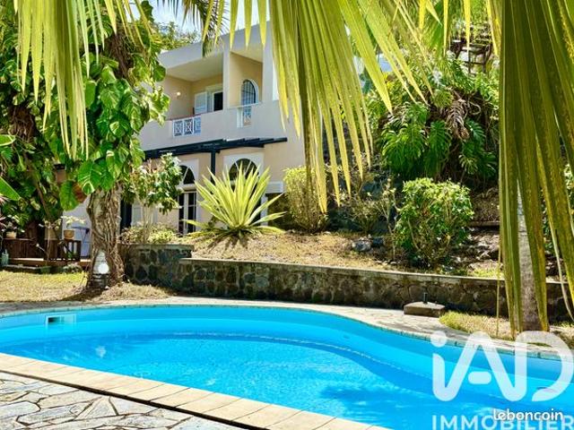 Propriété 8 pièces 245 m²
