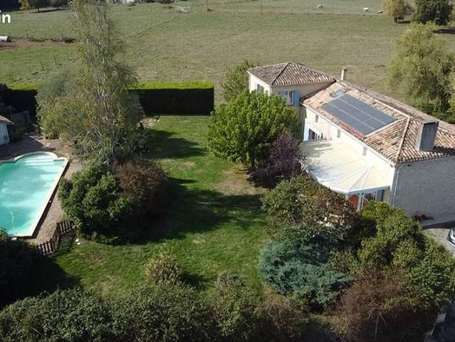 Propriété 8 pièces 246 m²
