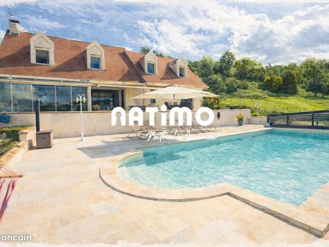 Propriété 8 pièces 246 m²