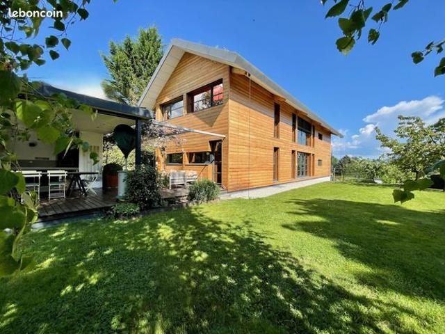 Propriété 8 pièces 246 m²