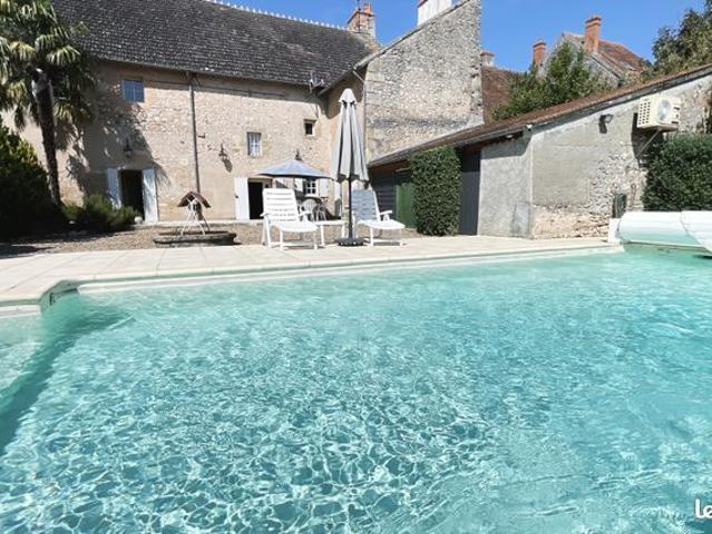 Propriété 8 pièces 248 m²