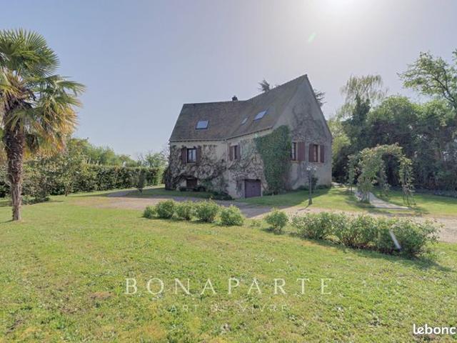 Propriété 8 pièces 249 m²