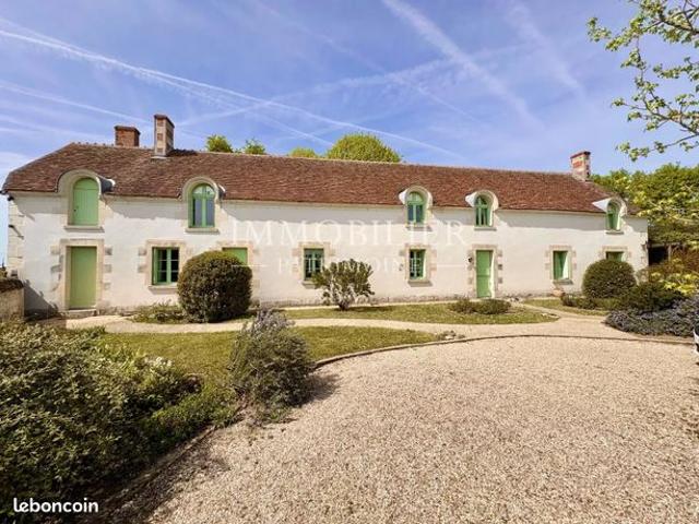 Propriété 8 pièces 240 m²