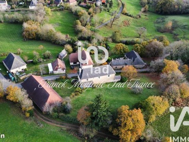 Propriété 8 pièces 240 m²