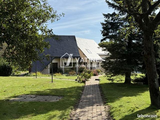 Propriété 8 pièces 240 m²