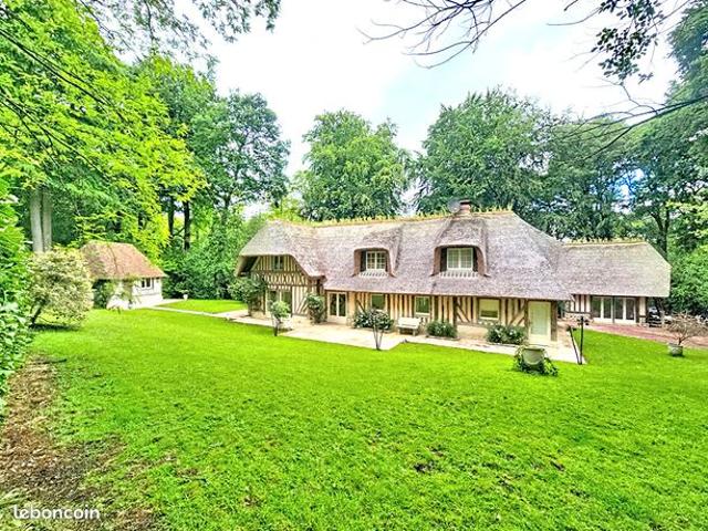Propriété 8 pièces 240 m²