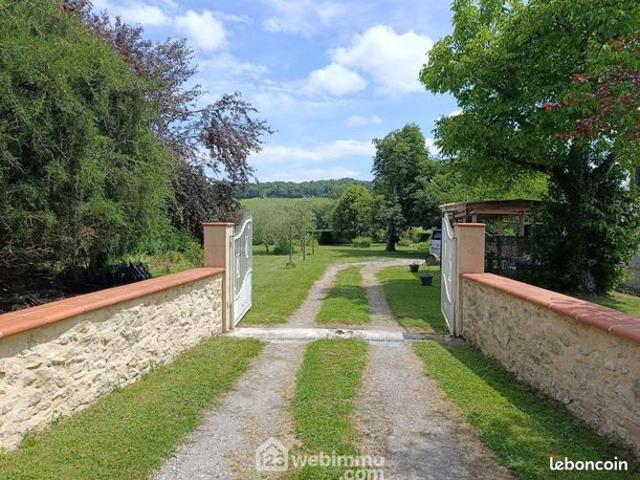 Propriété 8 pièces 240 m²