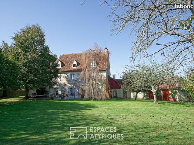 Propriété 8 pièces 240 m²