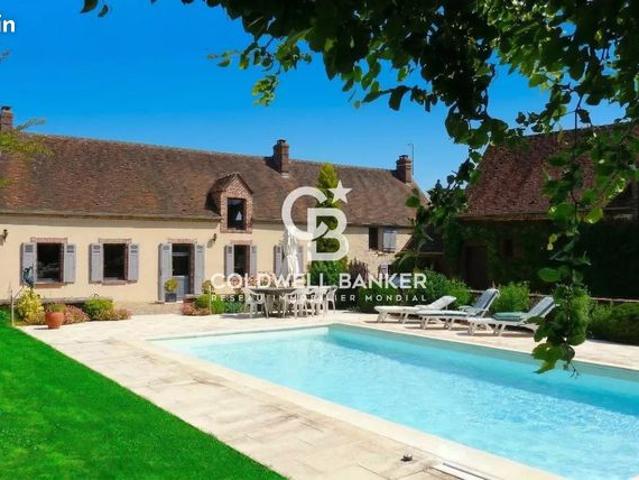 Propriété 8 pièces 243 m²