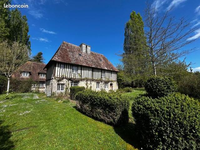 Propriété 8 pièces 254 m²