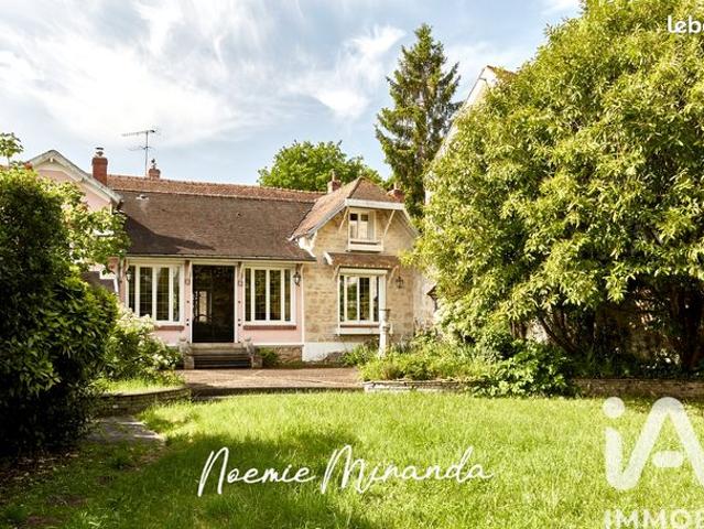 Propriété 8 pièces 255 m²