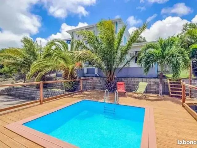 Propriété 8 pièces 256 m²