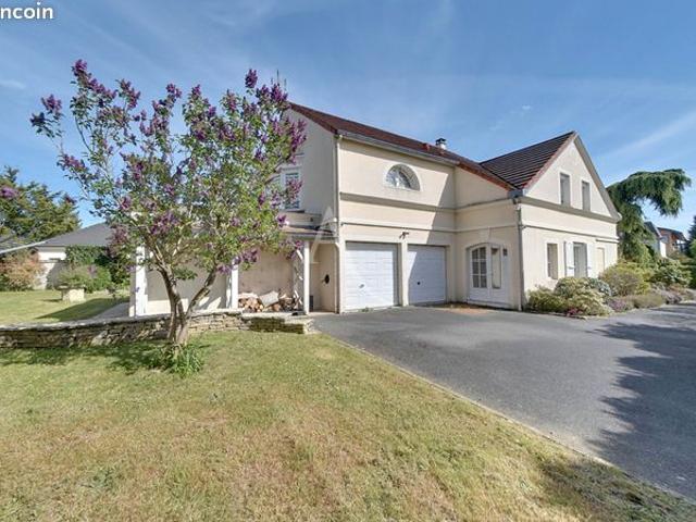 Propriété 8 pièces 257 m²