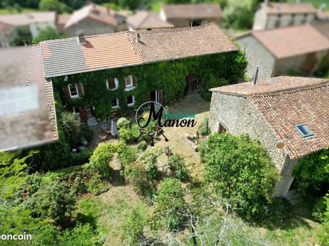 Propriété 8 pièces 257 m²