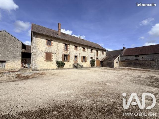 Propriété 8 pièces 258 m²