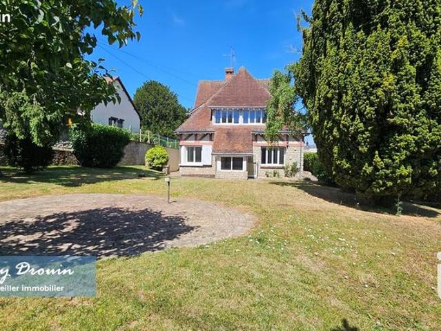 Propriété 8 pièces 258 m²