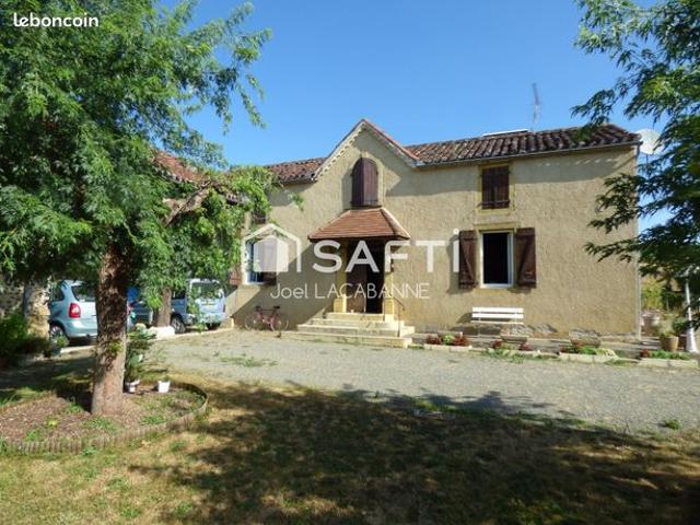 Propriété 8 pièces 250 m²