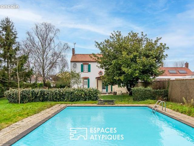 Propriété 8 pièces 250 m²