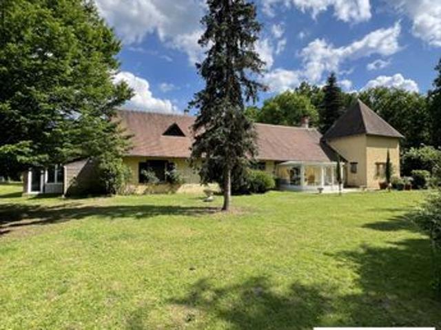 Propriété 8 pièces 250 m²