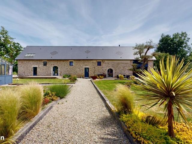 Propriété 8 pièces 250 m²