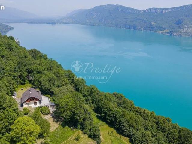 Propriété 8 pièces 250 m²