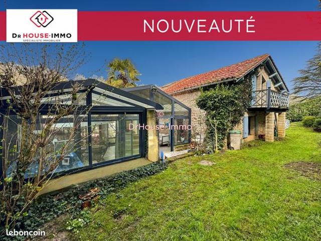 Propriété 8 pièces 250 m²